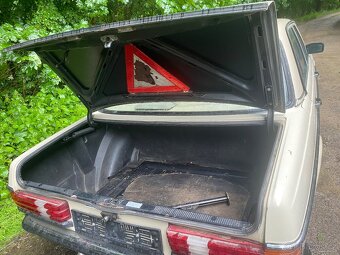 Prodám Mercedes W123 piano 200D - 11