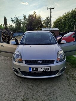 Ford fiesta 1,4 59kw - 11