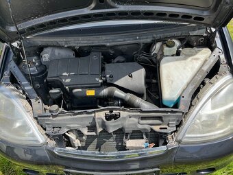 Mercedes-Benz A160 - 11