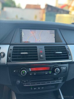 BMW X5 xDrive 30d TOP STAV - 11