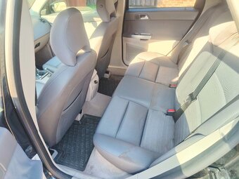 Volvo V50 D5 - 11