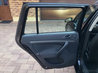 Škoda Octavia II 1.9TDi Elegance - REZERVACE - 11