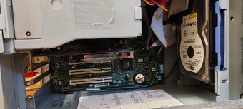 Historické pc Pentium III 530mhz, 384 MB ram, 250 gb HDD - 11