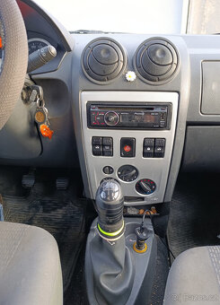 DACIA LOGAN 1.6 LPG, 7 MÍST - 11