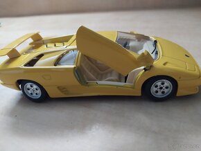 3x MODELY AUTA 1:24-Lamborghini Diablo - Burago,  Lamborghin - 11