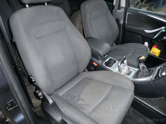 Prodám Ford Galaxy, 2.0 107kW 7 MÍST PANORAMA AC - 11