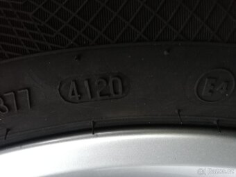 zimní sada Škoda Superb 3 Continental 215/55 R17 - 11