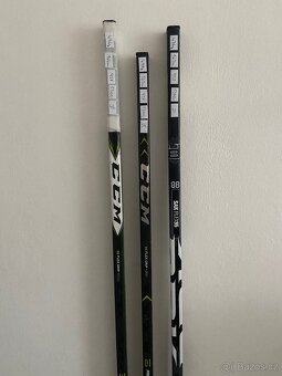 Hokejka CCM Ribcor PRO3, 49K a SBK Dark One 95flex levá - 11