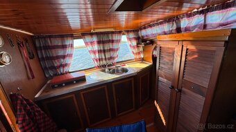 Kajutová motorová loď - 11