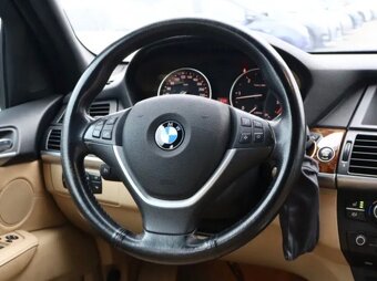 BMW X5 E70 35D M57 PLNÁ VÝBAVA - 11