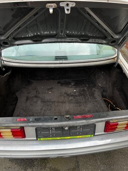 Mercedes-Benz 560 SEC (W126) - 11