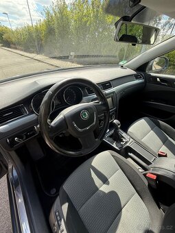 ŠKODA SUPERB 1.8 TSI 118kW, KLIMA, SERVISOVÁNO - 11
