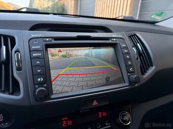 Kia Sportage 2.0CRDI 4x4, Automat , Top výbava, serviska - 11