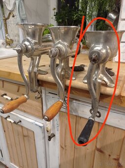 Ruční mlýnek na maso. - 11