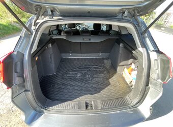Honda Civic Tourer - 11