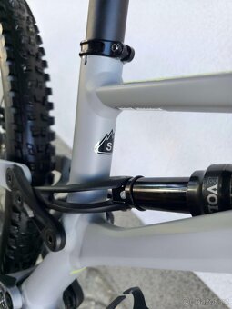 Horské kolo Specialized Stumpjumper Comp Alloy M5 2020 29″ - 11