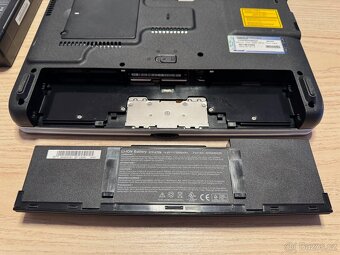 MEDION MD 40100 (Pentium 4 2.8GHz, GeForce FX Go 5300 64MB) - 11