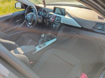 BMW F30 sport x drive manuál sedan 206000km - 11