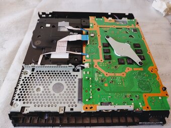 Playstation 4 - 11