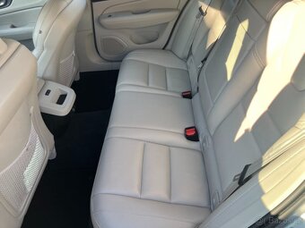 Volvo V60 CROSS COUNTRY AWD AT POLESTAR - 11