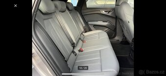 Audi Q4 e-tron 50, S-Line - 11