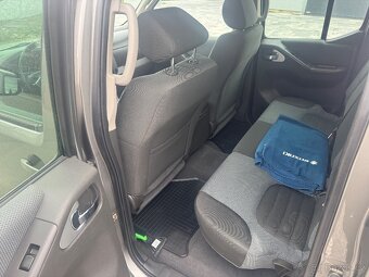 Prodám Nissan Navara D40 4x4 2,5 nafta 140 KW automat - 11