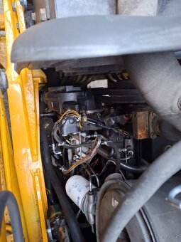 Rýpadlo nakladač JCB 3CX Super SiteMaster - 11