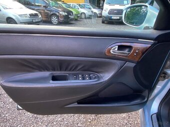 Peugeot 607 2.2 HDI 98kW digitální klima JBL kůže 2001 - 11