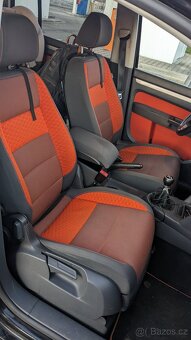 Volkswagen Touran 2.0 TDi Cross 103 kW 7MÍST, RV 4/2008 - 11