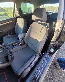 Volkswagen Golf V 1.9TDI Comfortline 77kw 3dv 2008 - 11