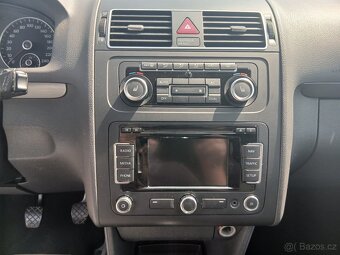 Volkswagen Touran, 1.4 TSI, 7 míst - 11