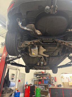 Ford Focus MK2 1.6 Duratec - 11