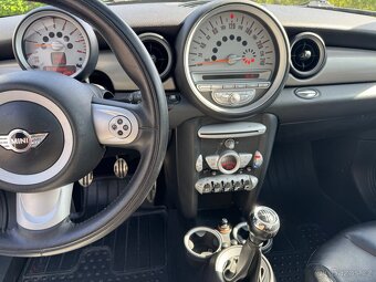 Mini Cooper S 1,6 128kw benzín - 11