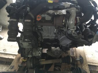 Citroen C4 1.6hdi Typ 9HX - 11