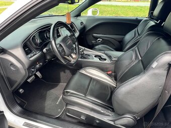 Dodge Challenger ScatPack, 2020, 6.4l, velké brzdy - 11