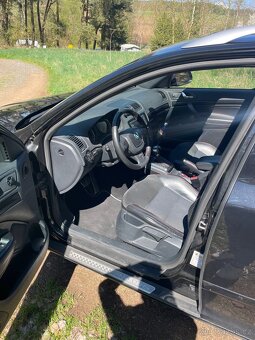 ŠKODA OCTAVIA RS 2.0TDI 125kw DSG - 11