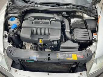 ŠKODA OCTAVIA II Ambiante sedan 1,6 MPI - 11