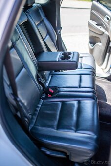 Jeep Grand Cherokee - 11