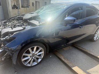 Mazda 3 bn - 11
