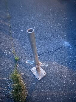 Lešení EKRO 85 + doplňky cca 110m2 pohledové plochy - 11