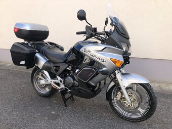 Honda XL 1000 V Varadero, TOP stav, bohatá výbava - 11