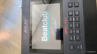 Akai MPC Live II – Beatclub Timbaland
 - 11