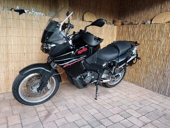 Motonadily aprilia etv1000 2007 top dily stav - 11