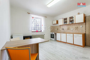 Prodej rodinného domu, 240 m², Dolní Nivy - 11