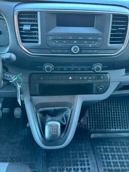 Toyota Proace, 1.5D-4D6míst1majitelČR.odp.DPH - 11