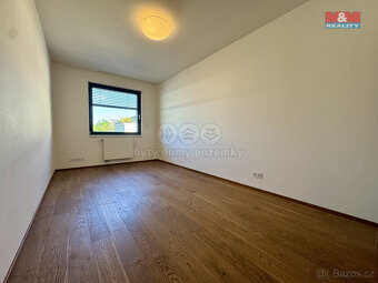 Pronájem bytu 4+kk, 112 m², Praha, ul. Pod dvorem - 11