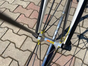 Specialized Roubaix celokarbon - 11