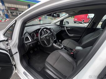 Opel Astra - 11