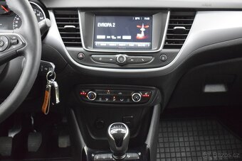 Opel Crossland X 1,2 i 81 kW, ČR,1.maj,2x ALU,4922 km - 11