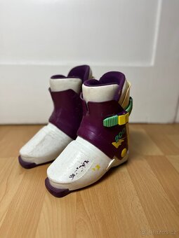 Dětské lyže Xeres Crosscarv X7 + vázání, lyžáky a hůlky - 11